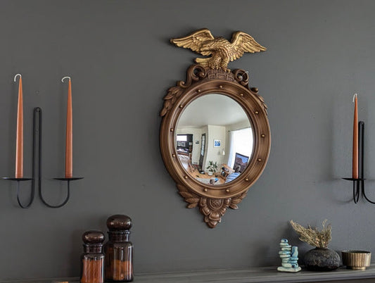 How to Tell if a Mirror Is Vintage