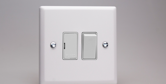 Do LED mirrors need a fused spur