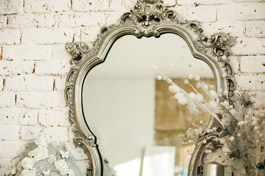 How to Hang Vintage Mirror on Chain Without Damage