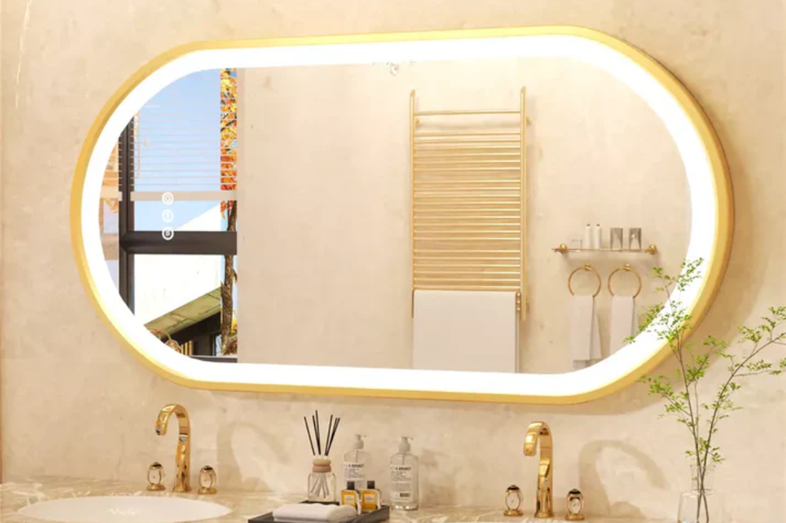 What Kind of Light Bulb Is Best for a Makeup Mirror?