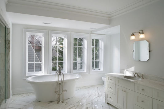 How Big Should Bathroom Mirror Be? Designers Reveal All