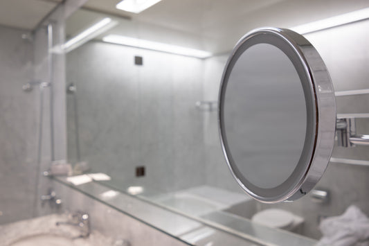 How to Hang Mirror on Wall With Screws